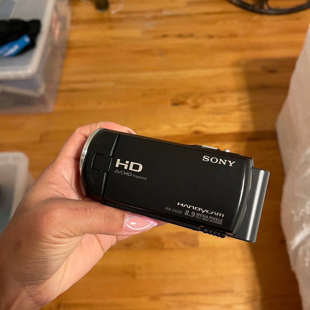 Camcorder Sony hdr-cx220